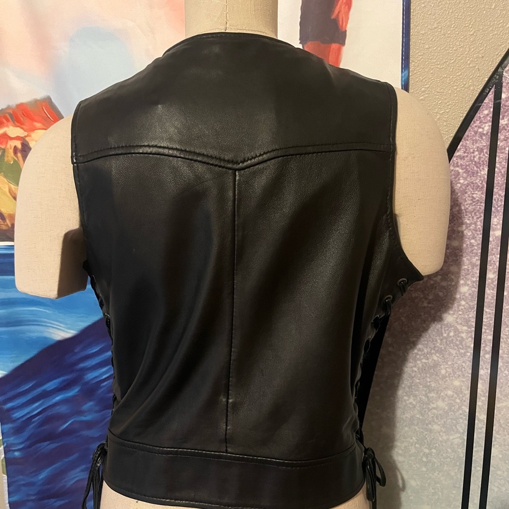 First Classic Leather - image 4